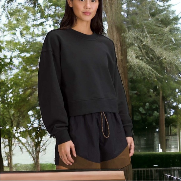 lululemon athletica Tops - Lululemon Perfectly Oversized Cropped Crew *French Terry in Black Sz 10